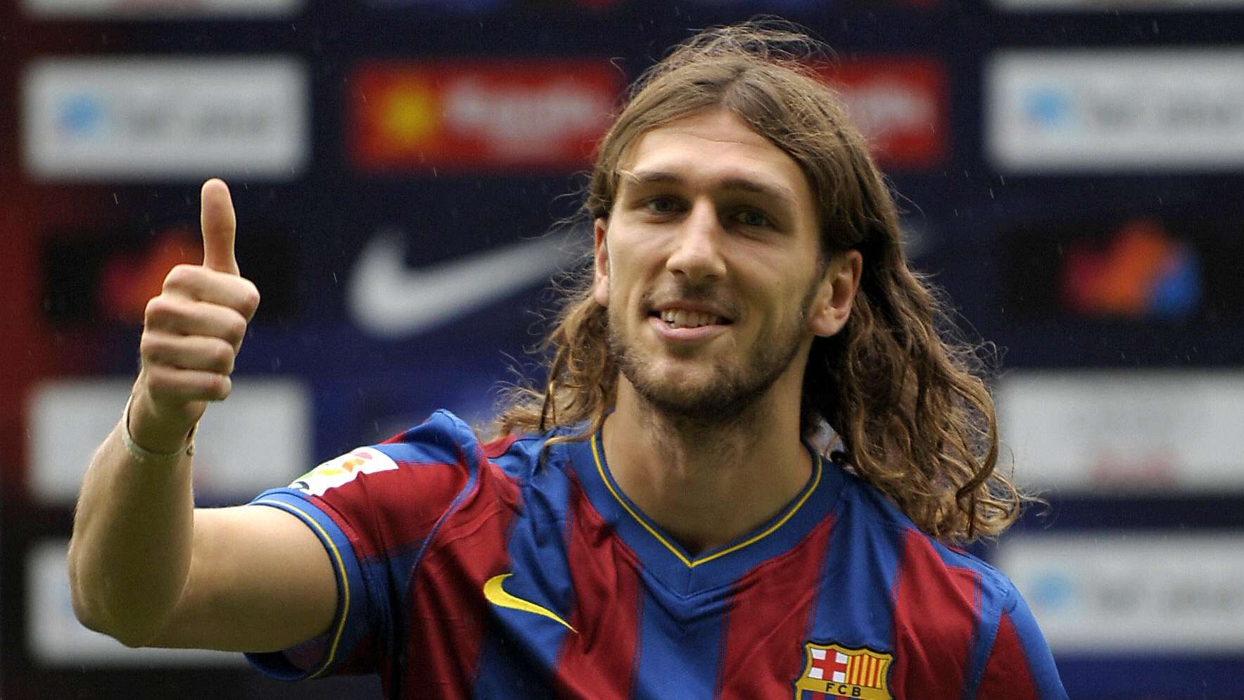 足协球员自 足协球员自